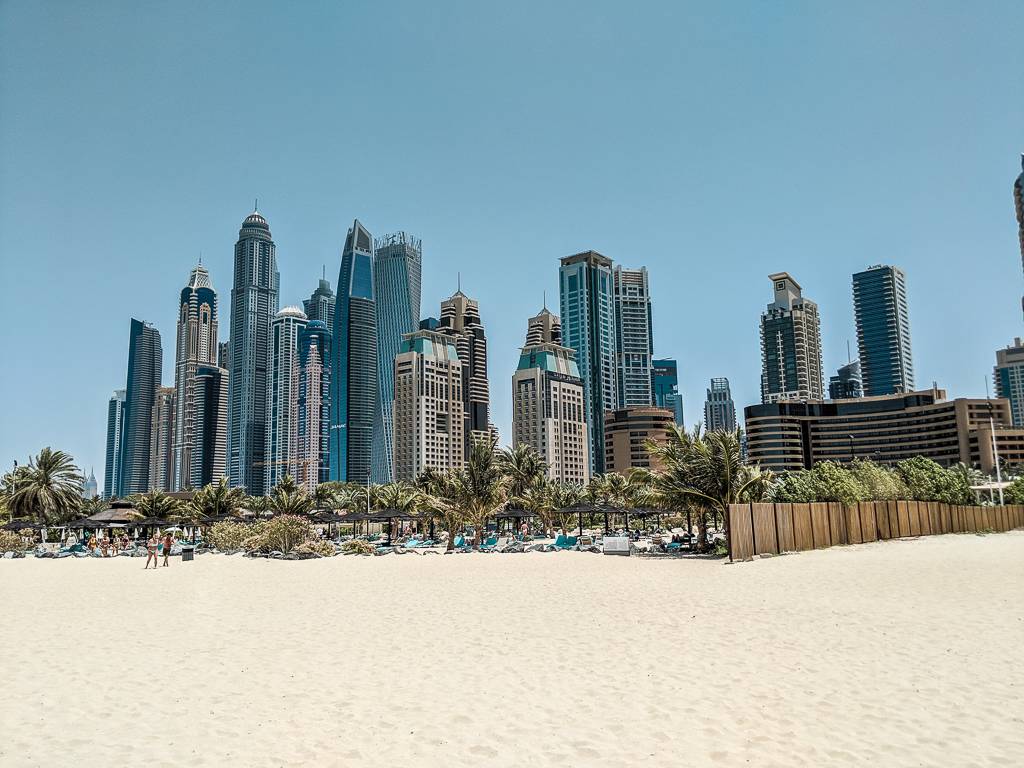 Бич дубай. JBR Beach Дубай. Пляж JBR В Дубае. Дубай Марина JBR. Пляж JBR Дубай Марина.